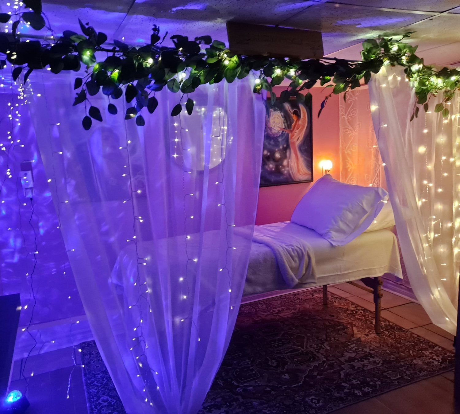 The reiki treatment bed at Mythos Studio